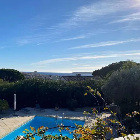 De Charme 5 Pieces Avec Piscine Privee, Jardin Arbore, Proche Et Centre-ville - Fr-1-226-501 Villa Sainte-Maxime